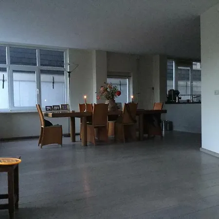 Апартаменты Spacious 2-bedroom Canal