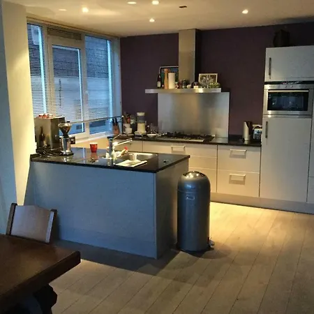 Апартаменты Spacious 2-bedroom Canal